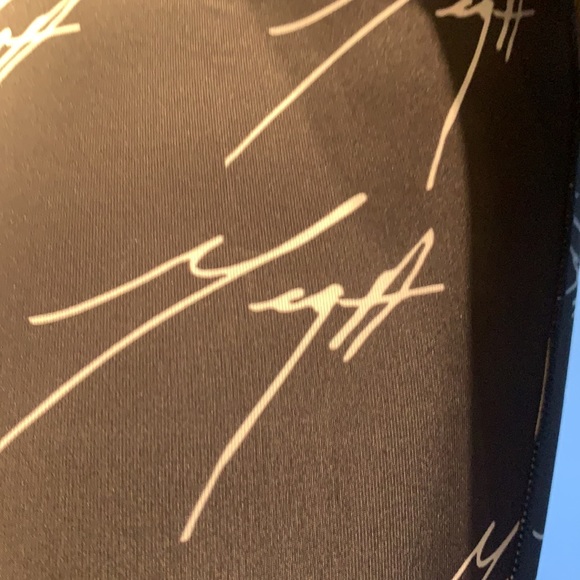 Mega Signature Compression Pants - Picture 7 of 12